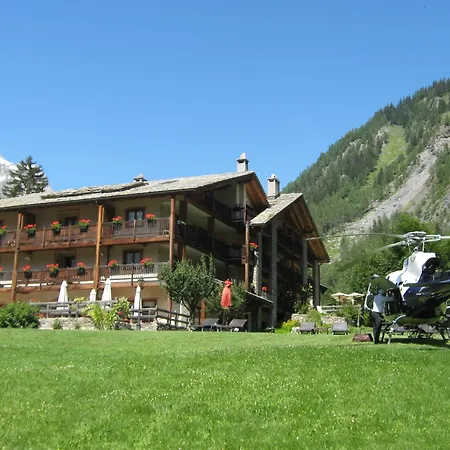 Szálloda De La Maison Courmayeur