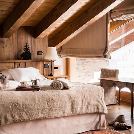 Ξενοδοχείο De La Maison 5*
