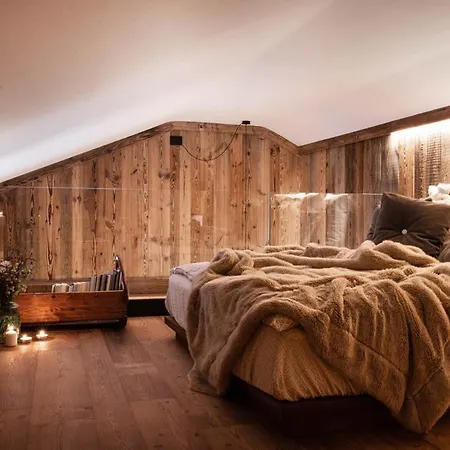 Ξενοδοχείο De La Maison 5*