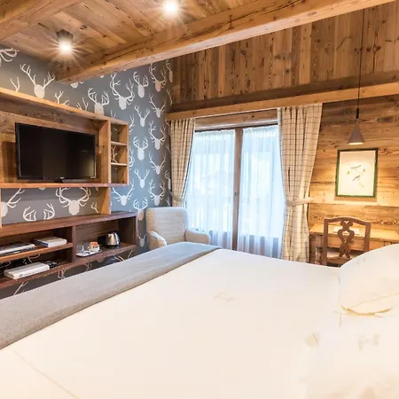 De La Maison 5* Κουρμαγιέρ