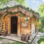 De La Maison فندق كورمايور