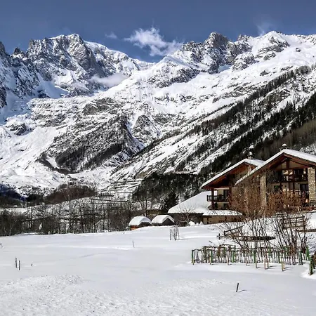 De La Maison Hotel 5*