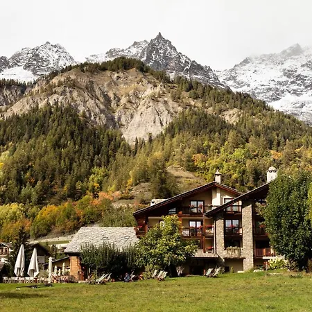 De La Maison Hotel Courmayeur
