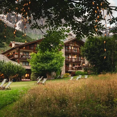 Hotel De La Maison Courmayeur