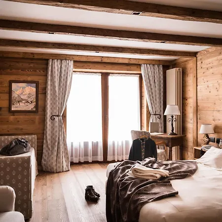 De La Maison Hotel 5*