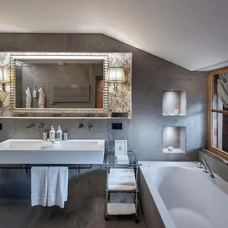 De La Maison 5*