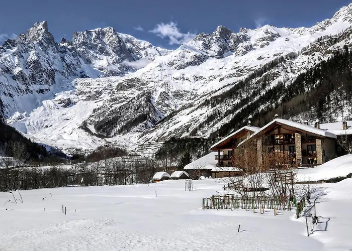 De La Maison Hotel 5*